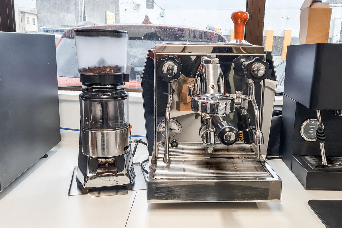 PRE-LOVED E61 Rocket & Anfim Grinder Package